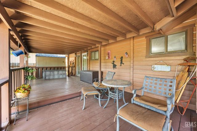 29980 Pinedale Drive, Tehachapi, CA 93561