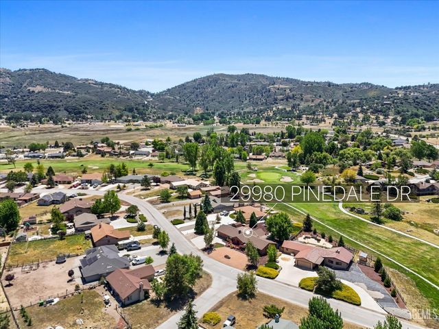 29980 Pinedale Drive, Tehachapi, CA 93561
