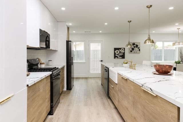 4380 Rolfe Road, San Diego, CA 92117