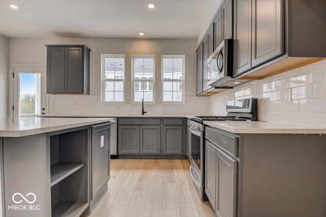 14518 Brecon Lane, Carmel, IN 46074