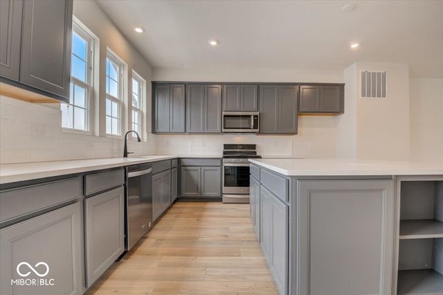 14518 Brecon Lane, Carmel, IN 46074