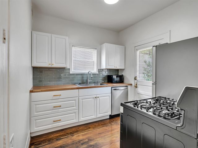 1308 W Alabama Street 2, Houston, TX 77006