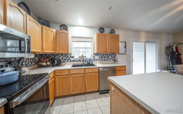 814 Oxford Drive, Rolla, MO 65401