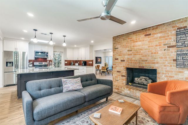 9807 Airline Road, Dallas, TX 75230