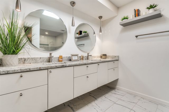 9807 Airline Road, Dallas, TX 75230