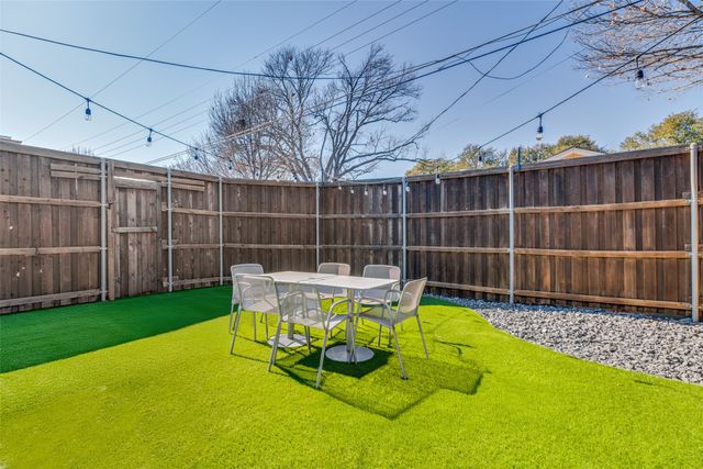 9807 Airline Road, Dallas, TX 75230