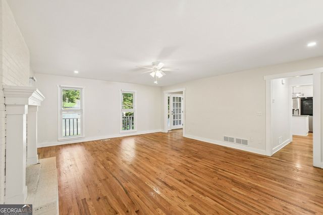 2799 Brookcliff Landing, Marietta, GA 30062