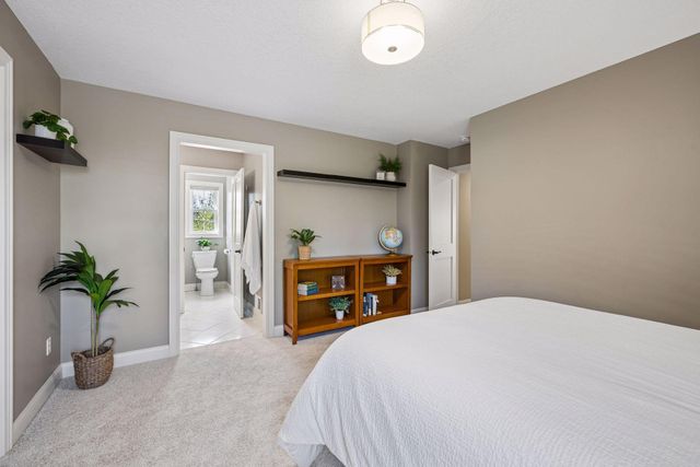 4622 Bluebell Trail N, Hamel, MN 55340