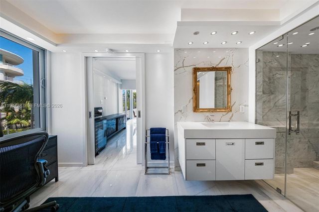 3 Island Ave 03C, Miami Beach, FL 33139