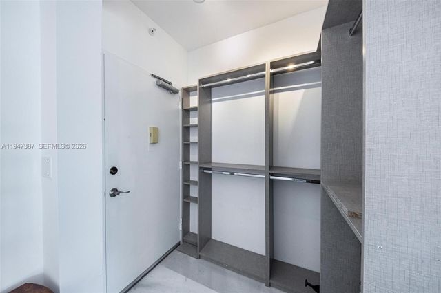 3 Island Ave 03C, Miami Beach, FL 33139