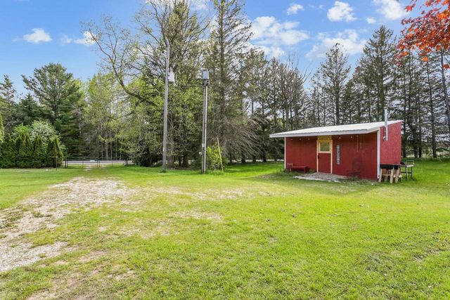 3720 E HILLCREST ROAD, Two Rivers, WI 54241