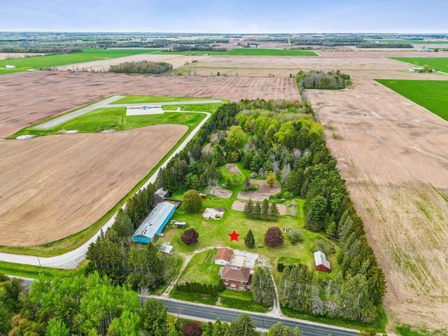 3720 E HILLCREST ROAD, Two Rivers, WI 54241