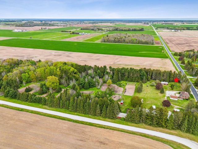 3720 E HILLCREST ROAD, Two Rivers, WI 54241