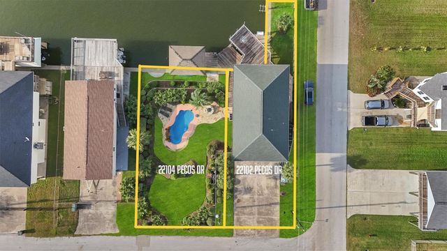 22102 Pecos Drive, Galveston, TX 77554