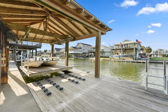 22102 Pecos Drive, Galveston, TX 77554