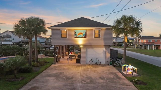 22102 Pecos Drive, Galveston, TX 77554