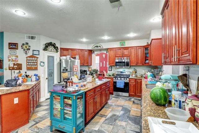 20895 Parish Place, Riverside, CA 92508
