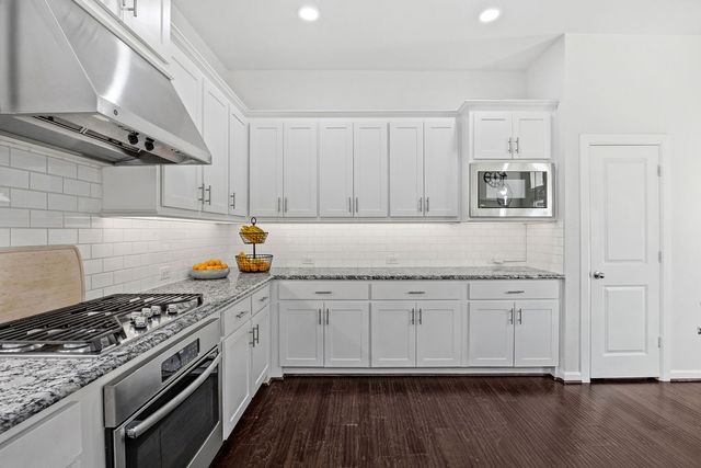 6923 Birch Creek Drive, Irving, TX 75063