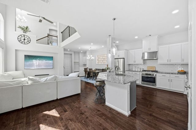6923 Birch Creek Drive, Irving, TX 75063