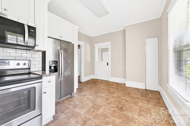 11 Cedar Street, Belmont, NC 28012