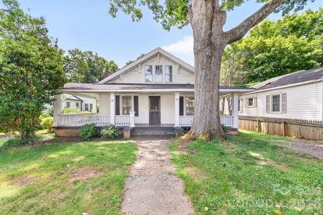 11 Cedar Street, Belmont, NC 28012