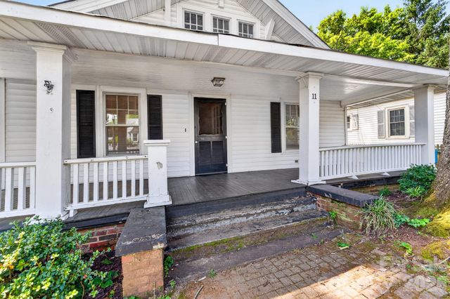 11 Cedar Street, Belmont, NC 28012