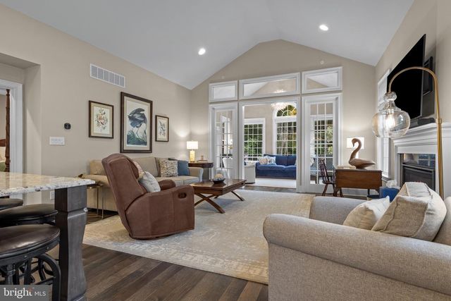 3822 COTTAGE LN, Newtown Square, PA 19073