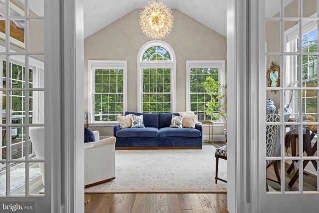3822 COTTAGE LN, Newtown Square, PA 19073