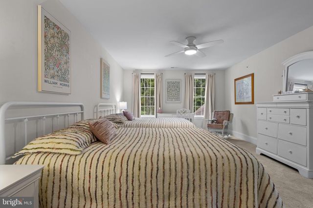 3822 COTTAGE LN, Newtown Square, PA 19073
