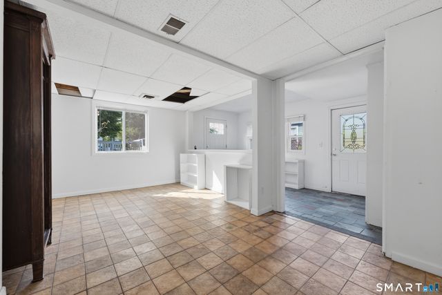 71 Willow Street, Milford, CT 06460
