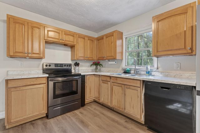 7304 Saint Johns Circle, Milton, FL 32583