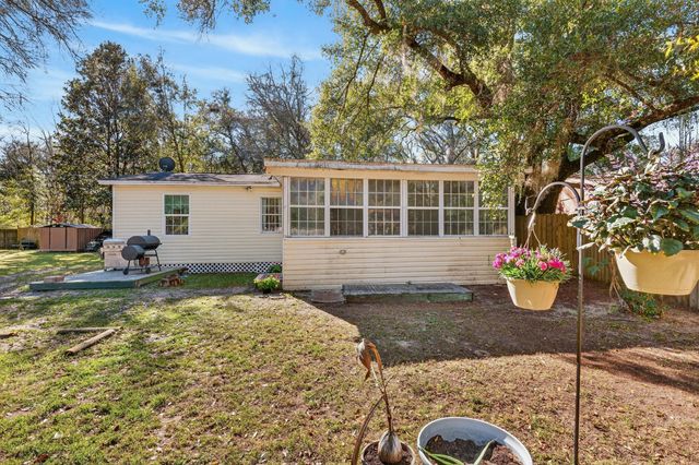 7304 Saint Johns Circle, Milton, FL 32583