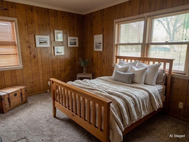 2901 Kyle Avenue N, Golden Valley, MN 55422
