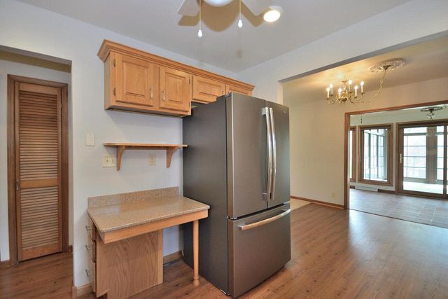 3685 104th STREET, Greenfield, WI 53228