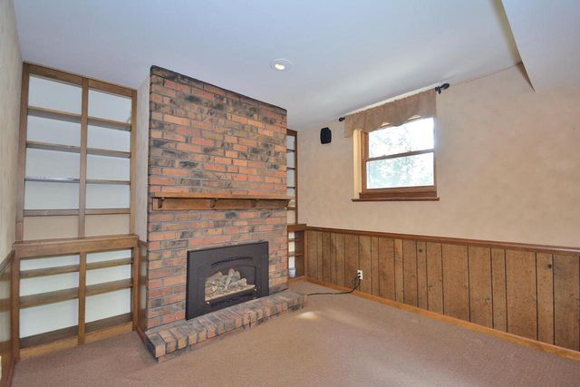 3685 104th STREET, Greenfield, WI 53228
