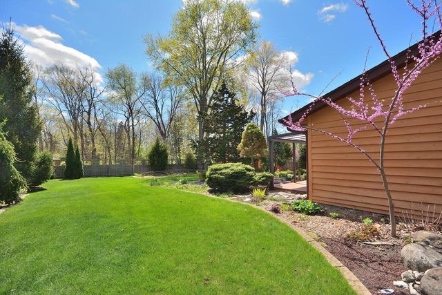 3685 104th STREET, Greenfield, WI 53228