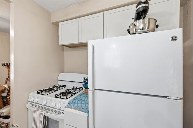 474 E 328th Street, Willowick, OH 44095