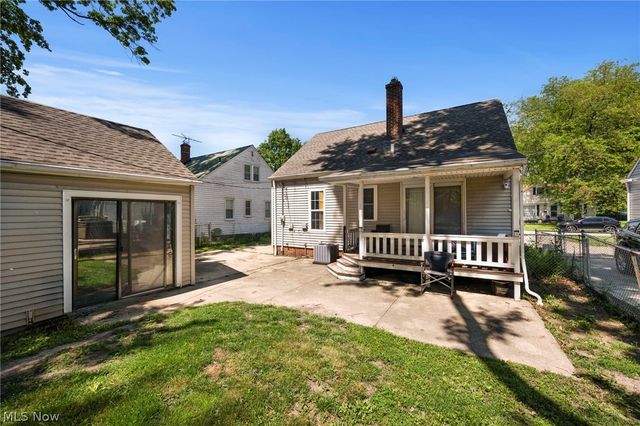 474 E 328th Street, Willowick, OH 44095