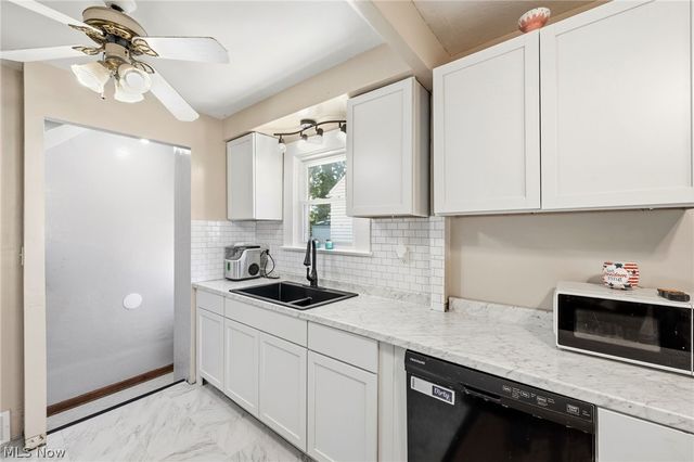 474 E 328th Street, Willowick, OH 44095
