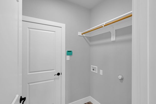 700 N CHURCH Street, Ferris, TX 75125