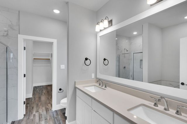 700 N CHURCH Street, Ferris, TX 75125