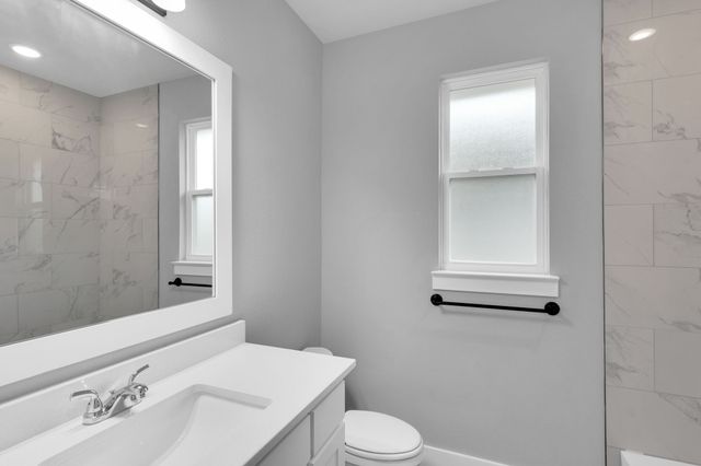 700 N CHURCH Street, Ferris, TX 75125