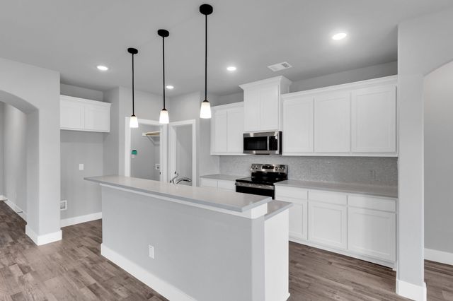 700 N CHURCH Street, Ferris, TX 75125