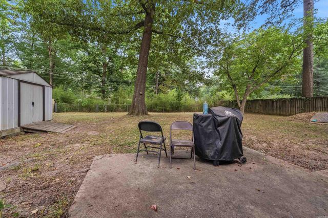 909 Stirrup Place, Jacksonville, AR 72076