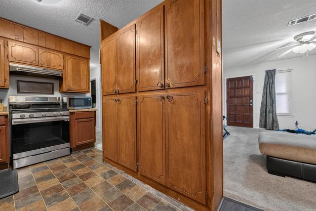 909 Stirrup Place, Jacksonville, AR 72076