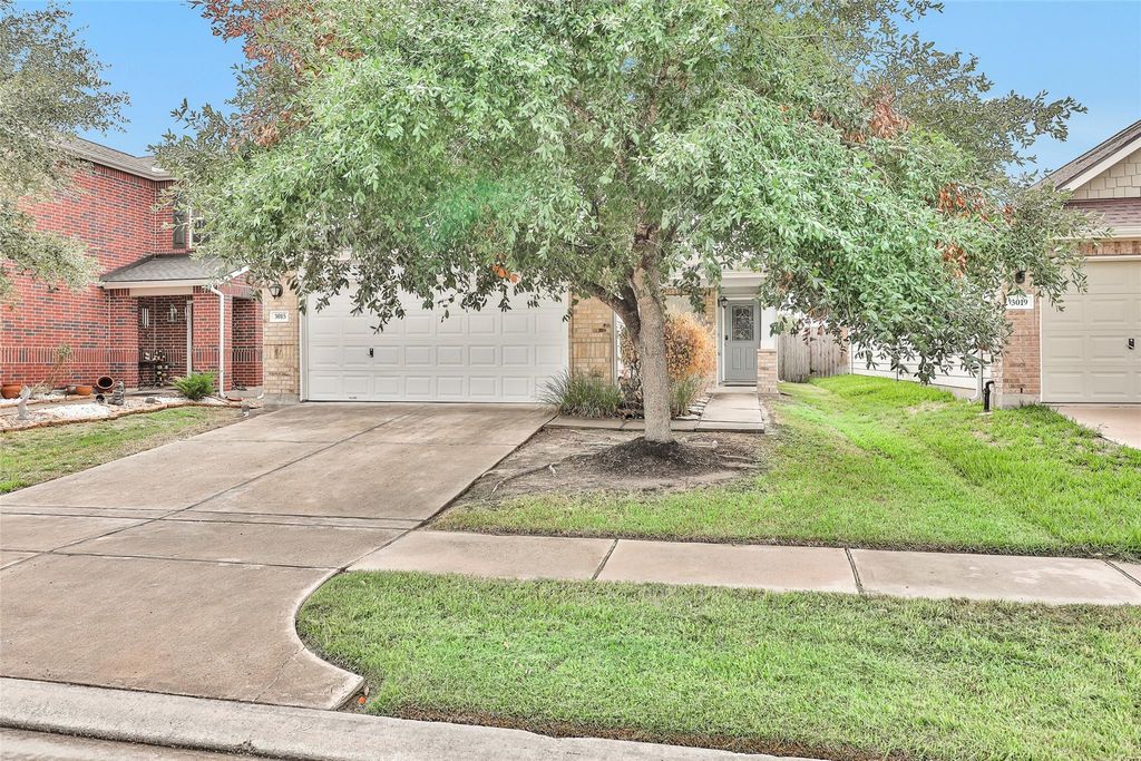 3015 Beacon Grove Street, Spring, TX 77389