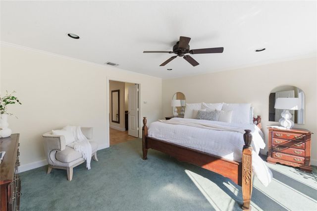 15719 Brookvilla Drive, Houston, TX 77059