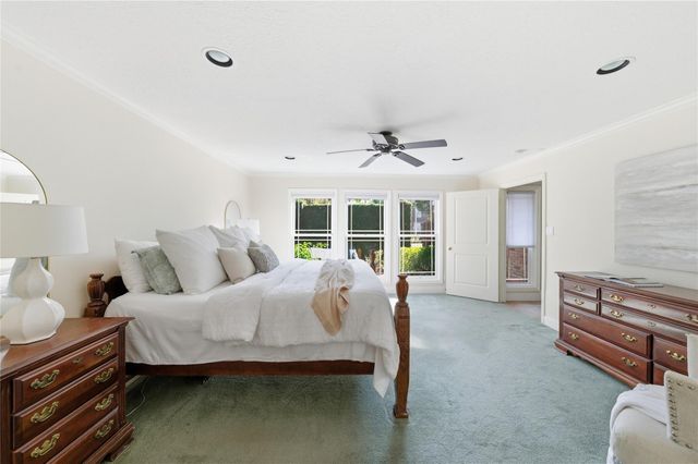 15719 Brookvilla Drive, Houston, TX 77059