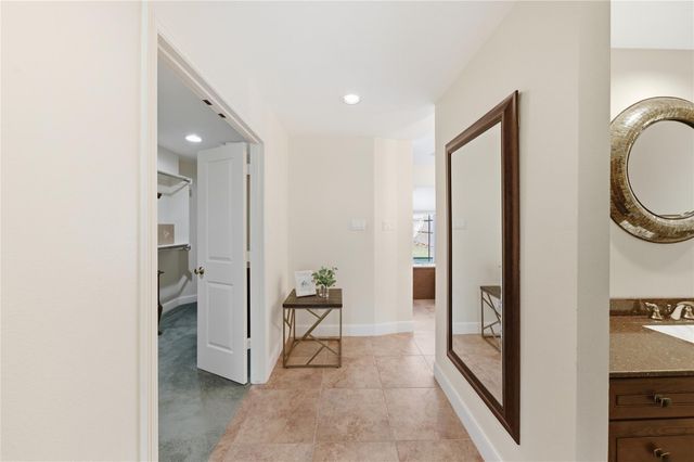 15719 Brookvilla Drive, Houston, TX 77059