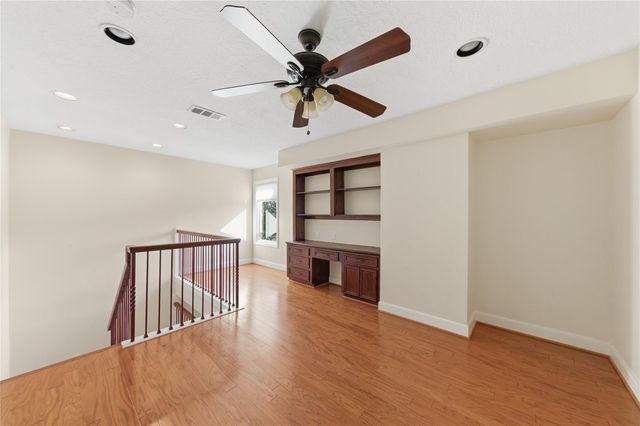 15719 Brookvilla Drive, Houston, TX 77059